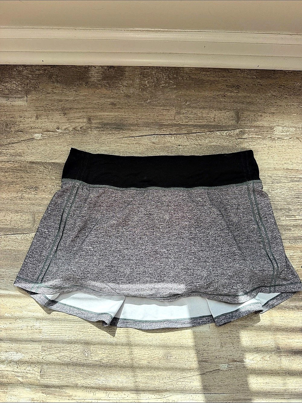 lululemon Pace Rival Skirt *No Panels Athletic Shorts Gray & Black Size 6